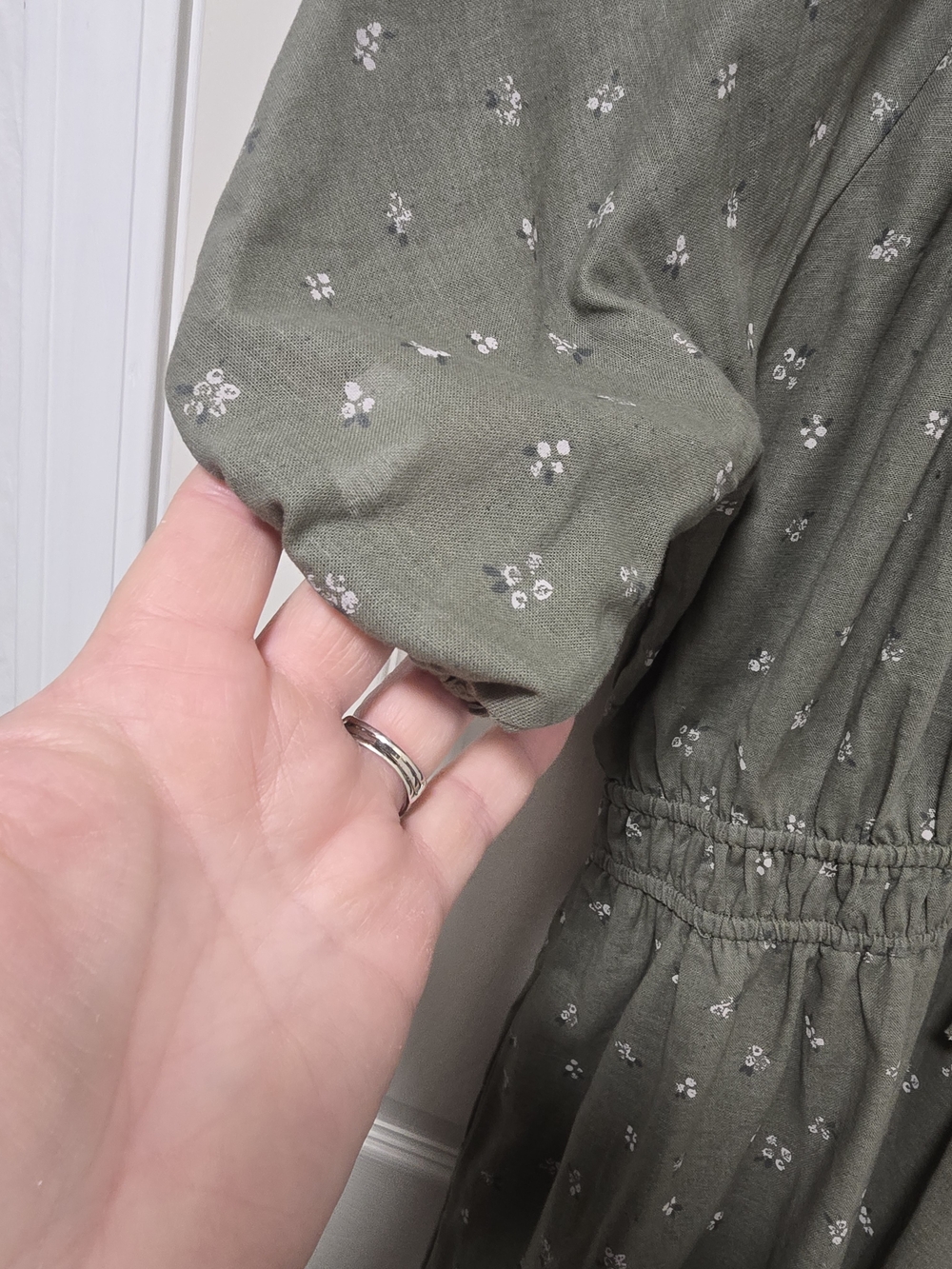 Neuflora Spring Hill Dress In Sage Floral Size Large - Picture 4 of 9